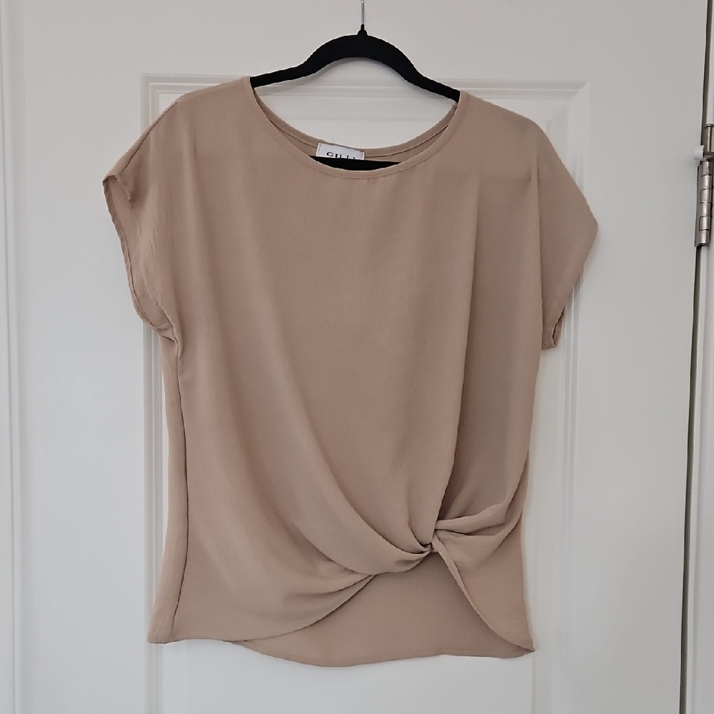 Gilli Blouse